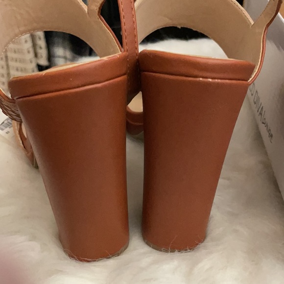 🤎 Wedges - Picture 6 of 7